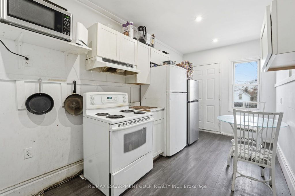 Photo of 90 Sherman Avenue N, Hamilton, ON L8L 6M4 (MLS # X12734012)