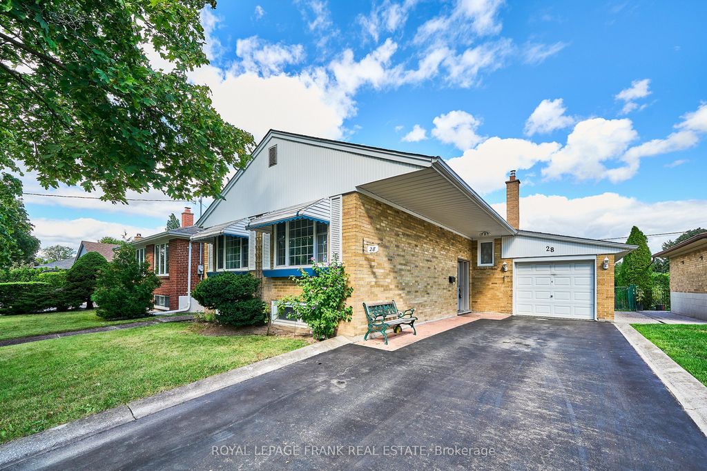 Photo of 28 Winnipeg Road, Toronto, ON M9P 2E4 (MLS # W12393513)