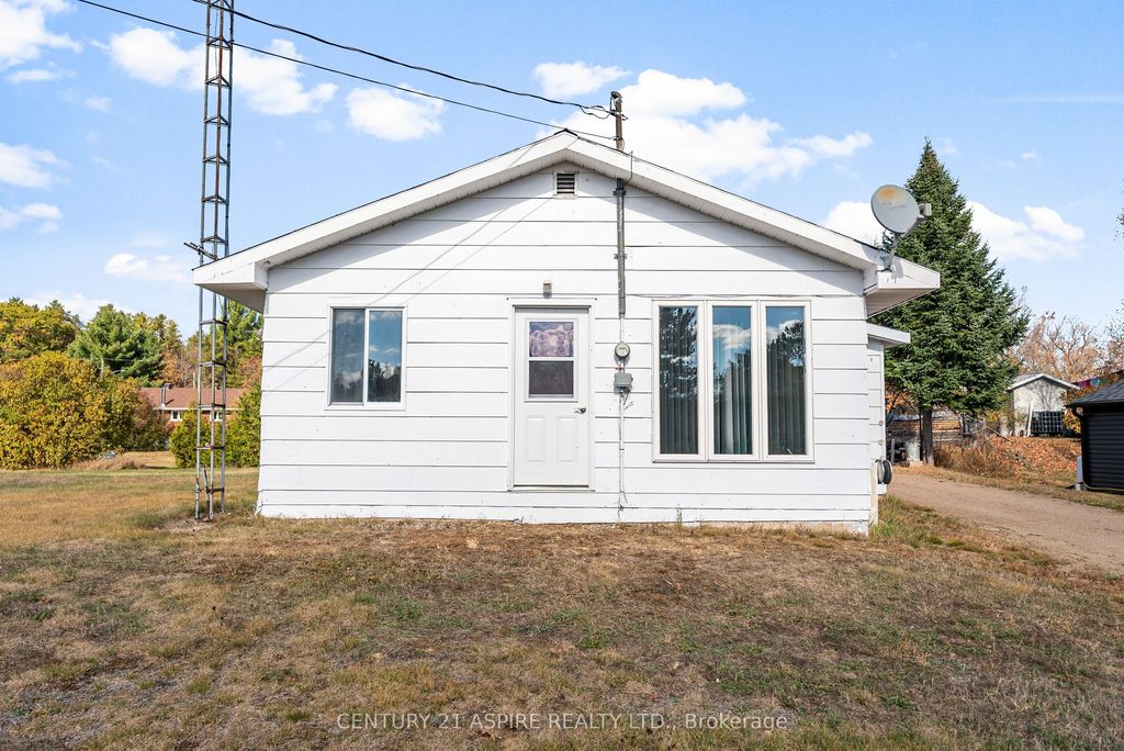 Photo of 22 Zilney Street, Madawaska Valley, ON K0J 1B0 (MLS # X12468333)