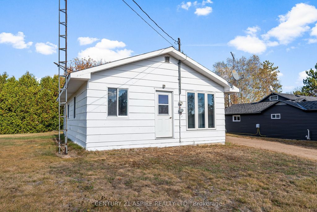 Photo of 22 Zilney Street, Madawaska Valley, ON K0J 1B0 (MLS # X12468333)