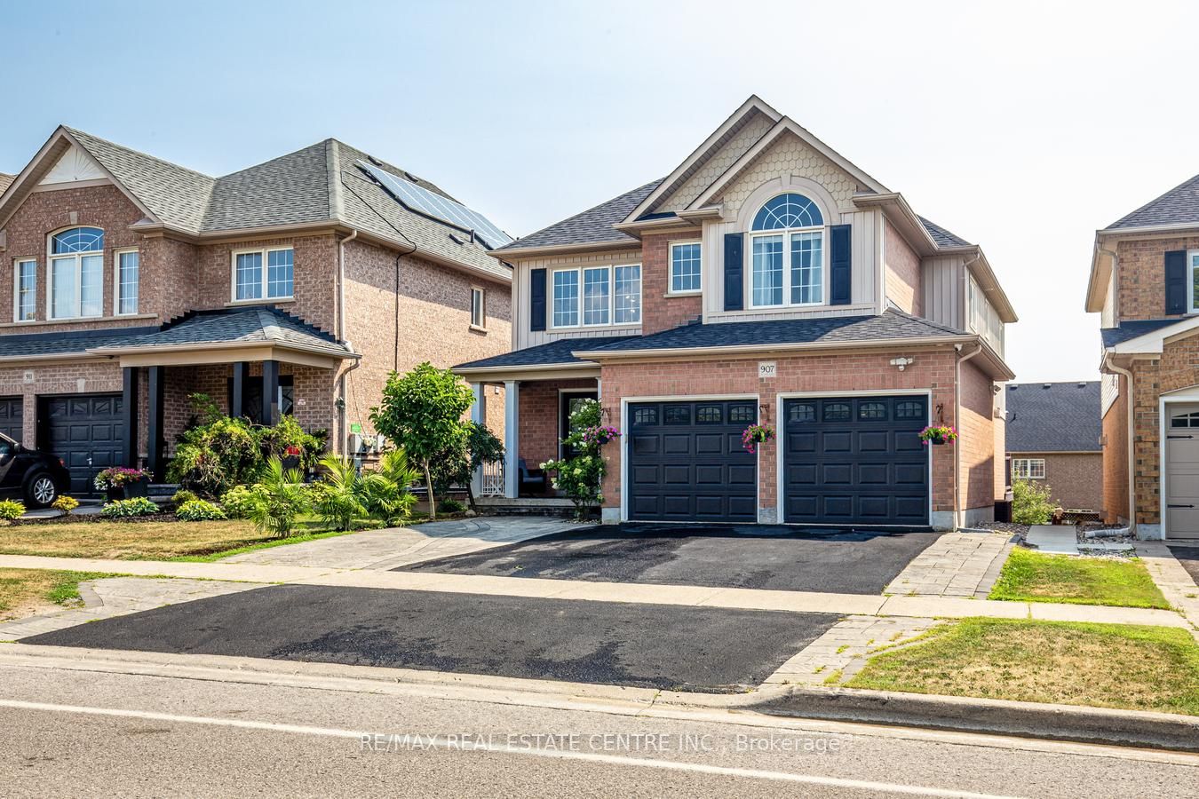 907 Coldstream Drive