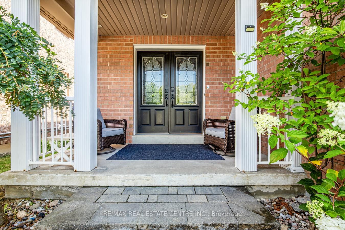 907 Coldstream Drive