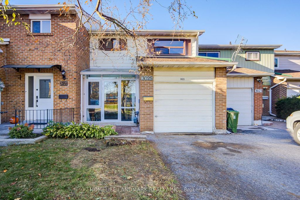 Photo of 3025 Bridletowne Circle, Toronto, ON M1W 2C9 (MLS # E12980552)