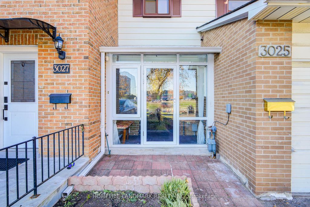 Photo of 3025 Bridletowne Circle, Toronto, ON M1W 2C9 (MLS # E12980552)