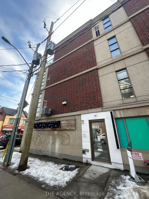 492 Parliament Street Lower Toronto ON M4X 1P2