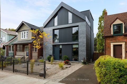 60 Hiltz Avenue Toronto ON M4L 2N5