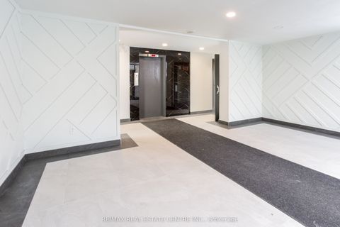 5 Hill Heights Road 107 Toronto ON M8Y 1Y9