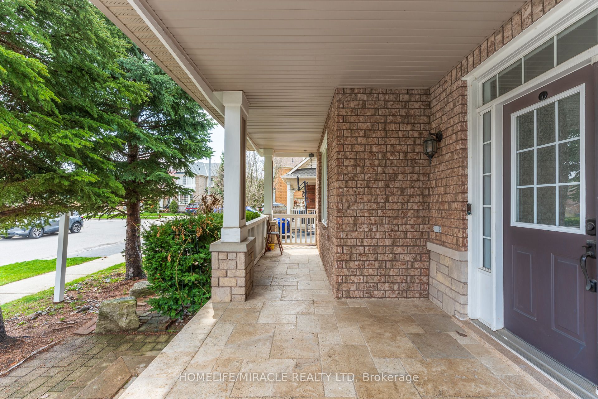 2299 Glazebrook Circle