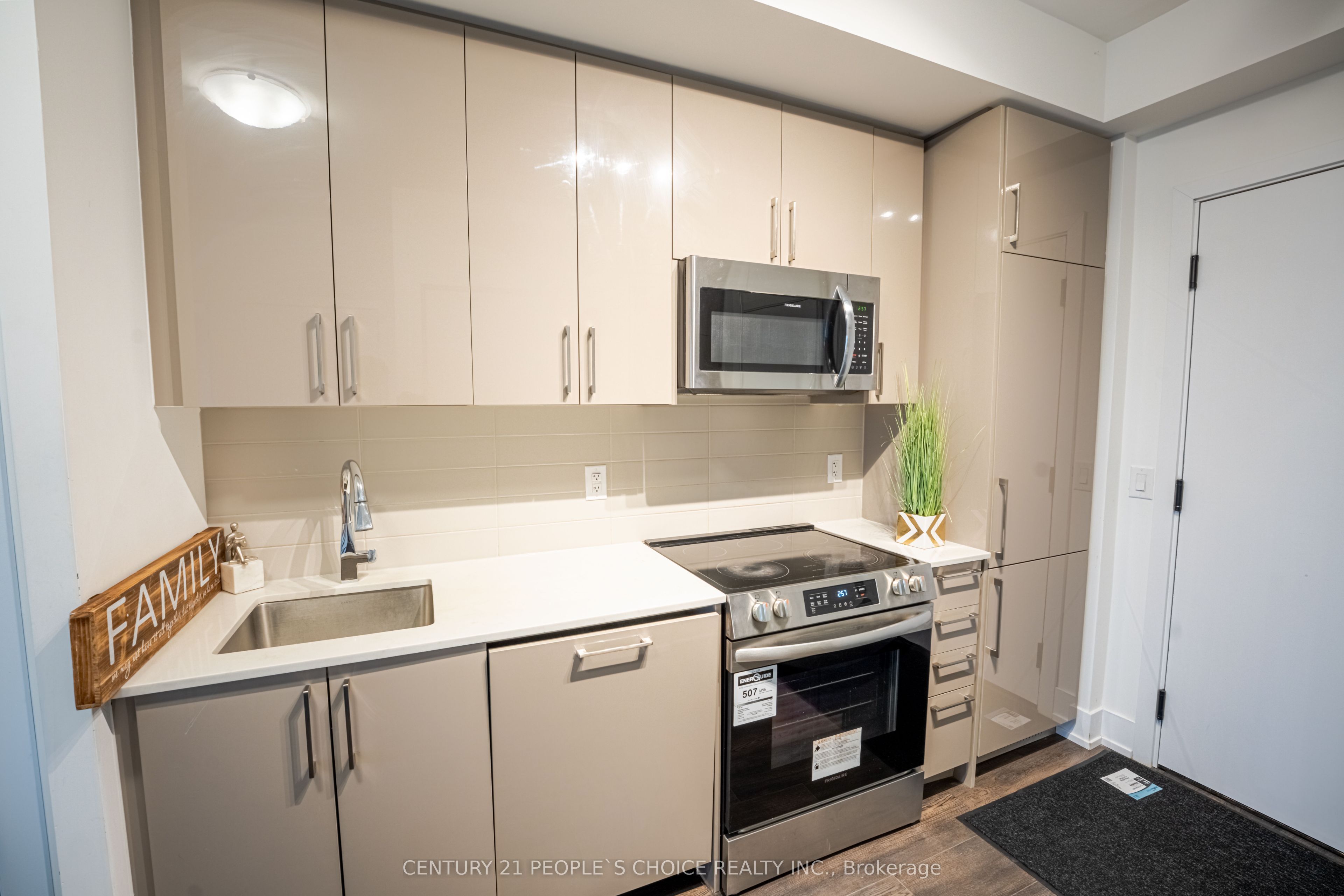 2450 Old Bronte Road W 723