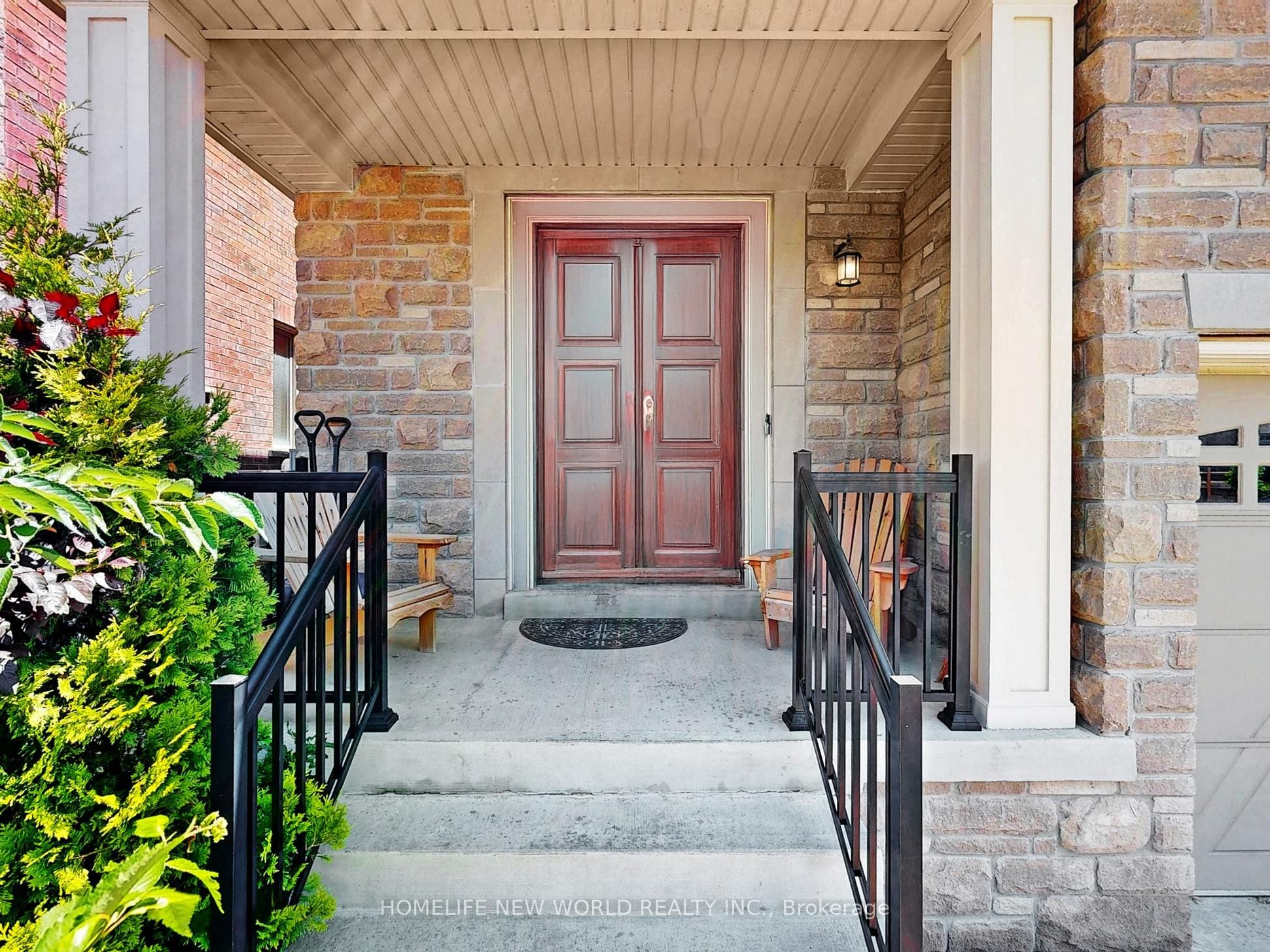 54 Thornapple Lane