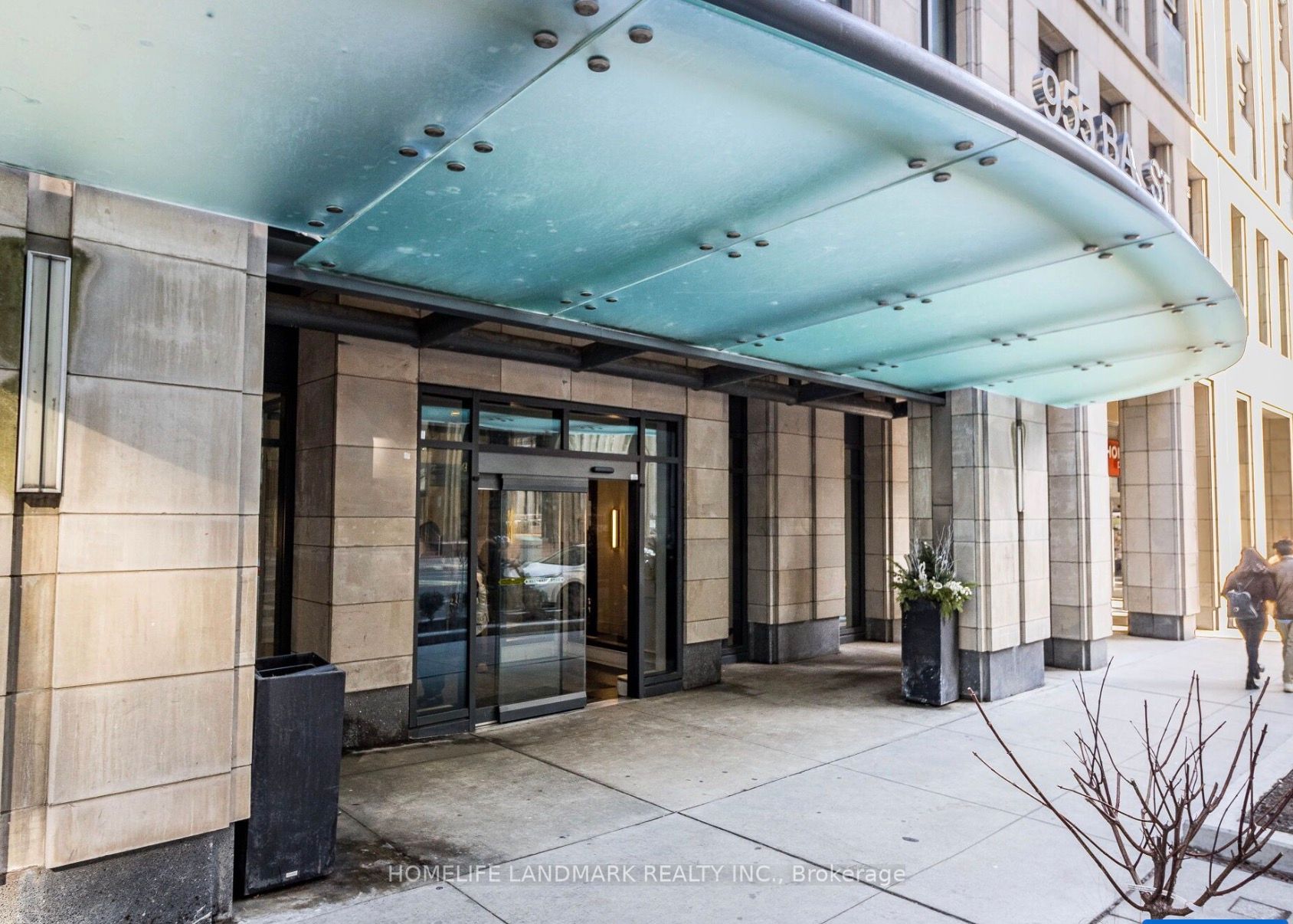 955 Bay Street 2907