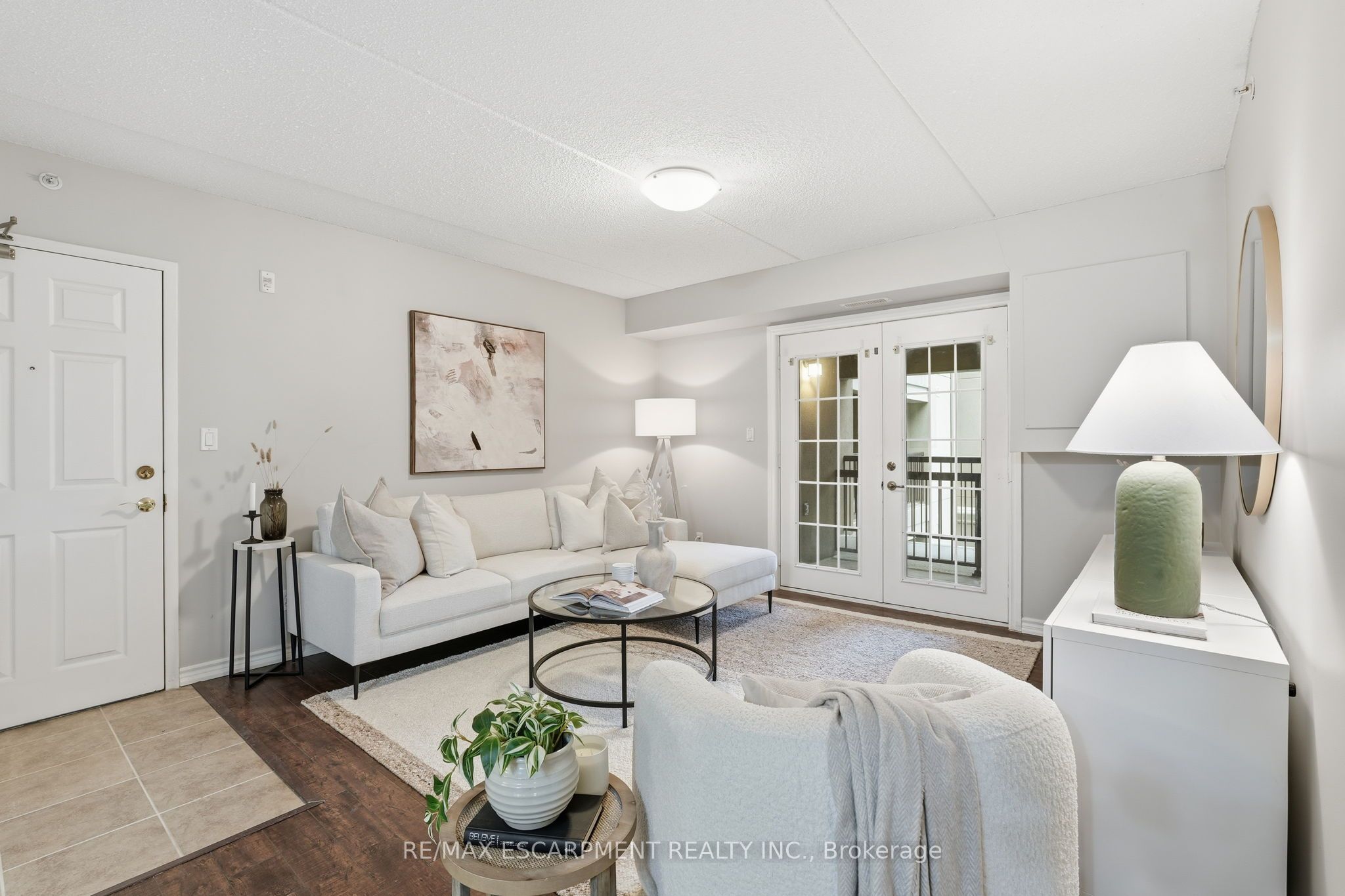 2055 Appleby Line 308