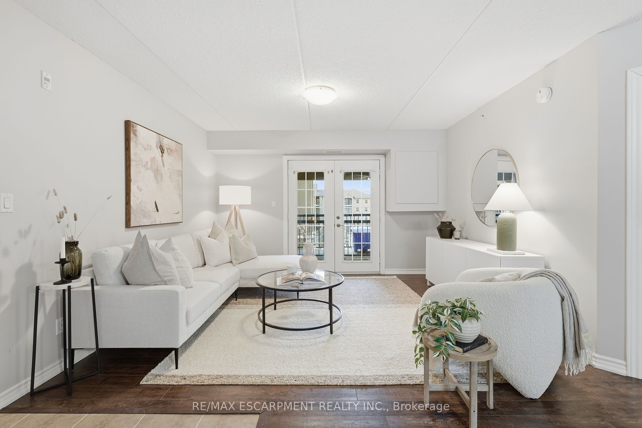 2055 Appleby Line 308