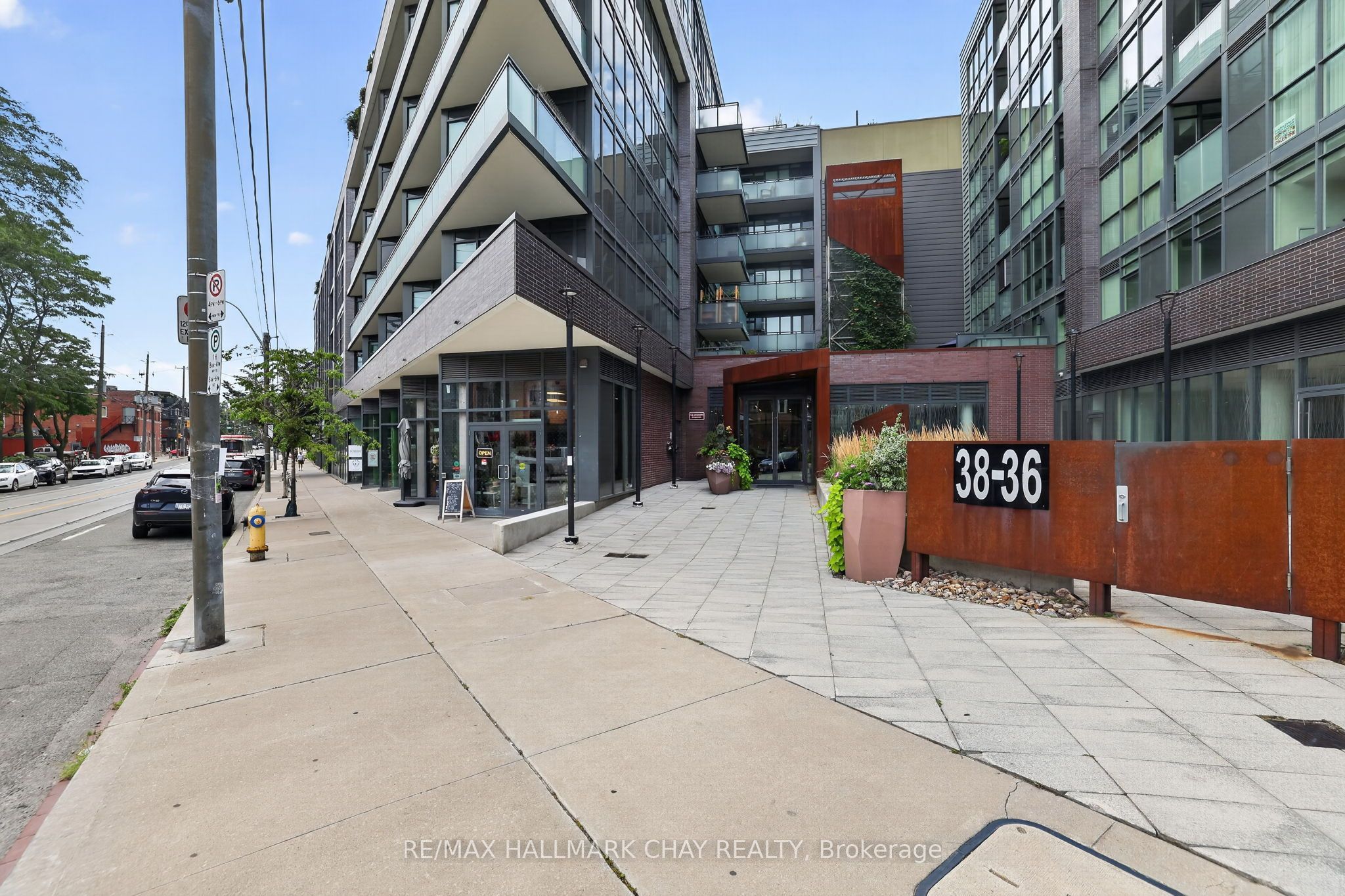 38 Howard Park Avenue 523