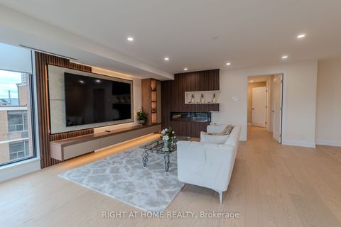 Photo of 447 Walmer Road #608, Toronto, ON M5P 2X9 (MLS # C12709934)