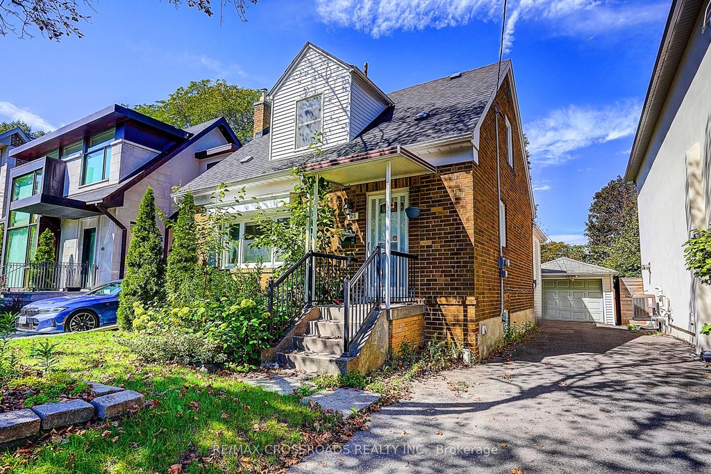 Photo of 128 Leacrest Road, Toronto, ON M4G 1E8 (MLS # C13777500)