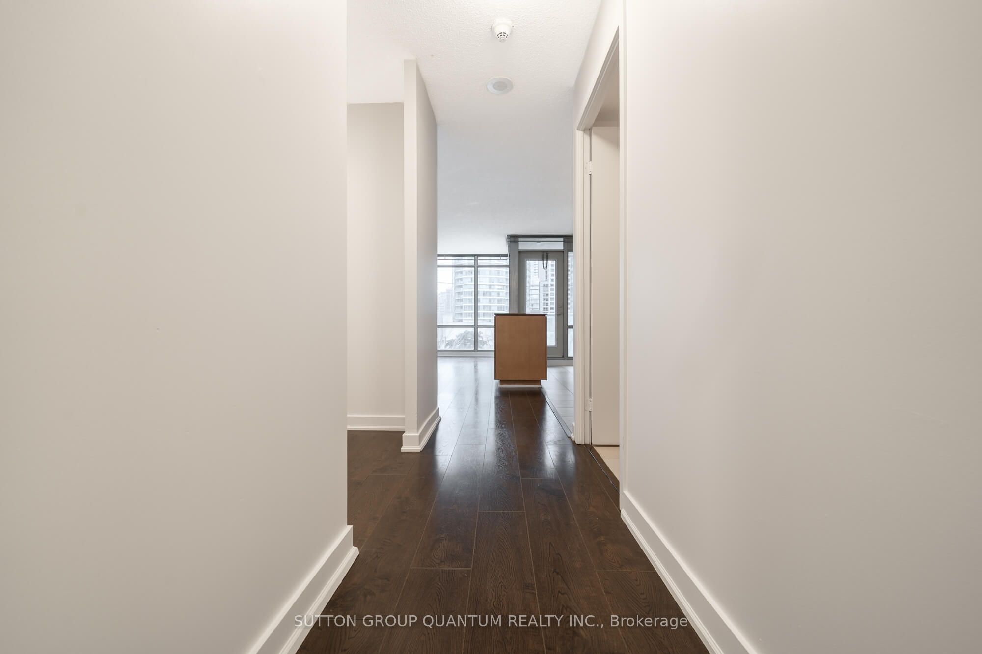 81 Navy Wharf Court 310