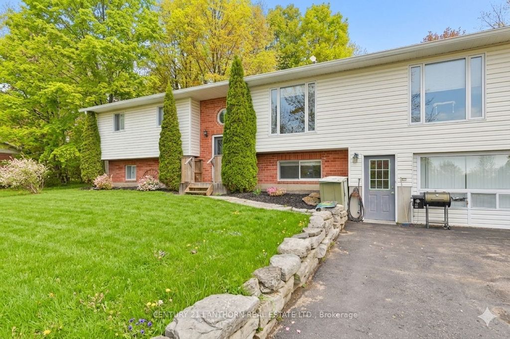 Photo of 93 Tannery Road, Madoc, ON K0K 2K0 (MLS # X13027414)