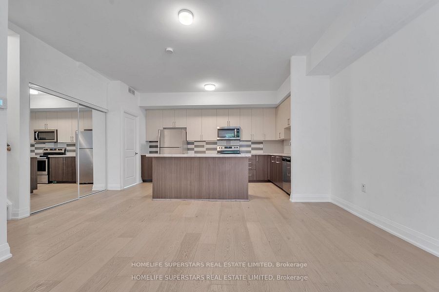 5299 Highway 7 Street C-302