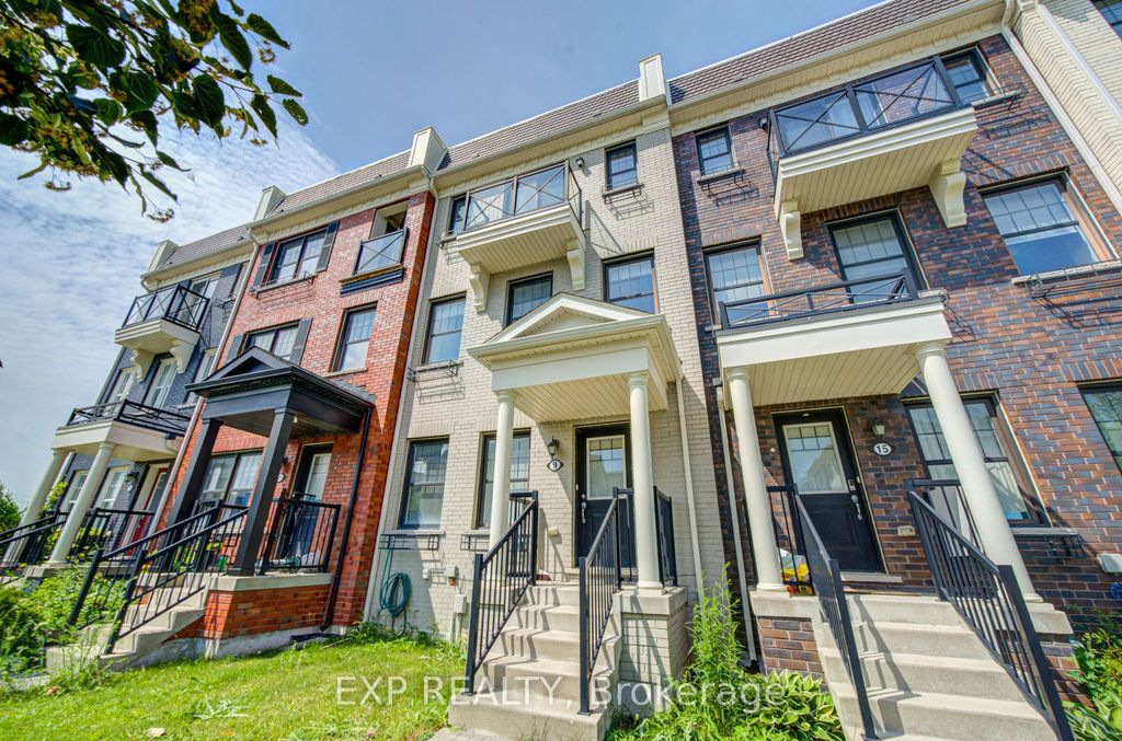 Photo of 9 Milt Storey Lane, Whitchurch-Stouffville, ON L4A 1Y4 (MLS # N13554956)