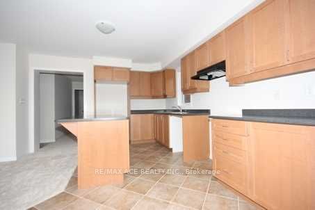 4 Apple Valley Way Main