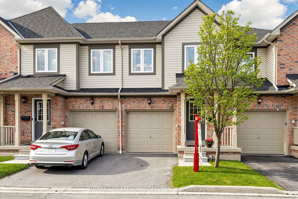 Photo of 4600 Kimbermount Avenue #80, Mississauga, ON L5M 6Z6 (MLS # W13076312)