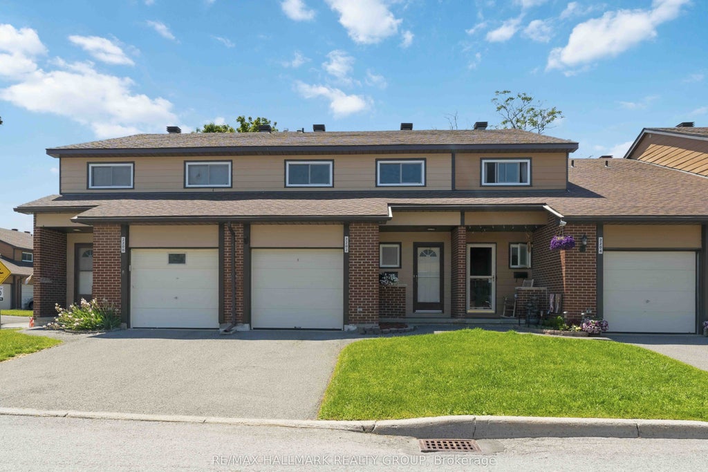 Photo of 2202 Orient Park Drive #48, Blackburn Hamlet, ON K1B 4W2 (MLS # X13422220)