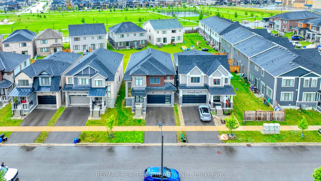 Photo of 20 Hawick Crescent, Haldimand, ON N3W 0G4 (MLS # X13498338)