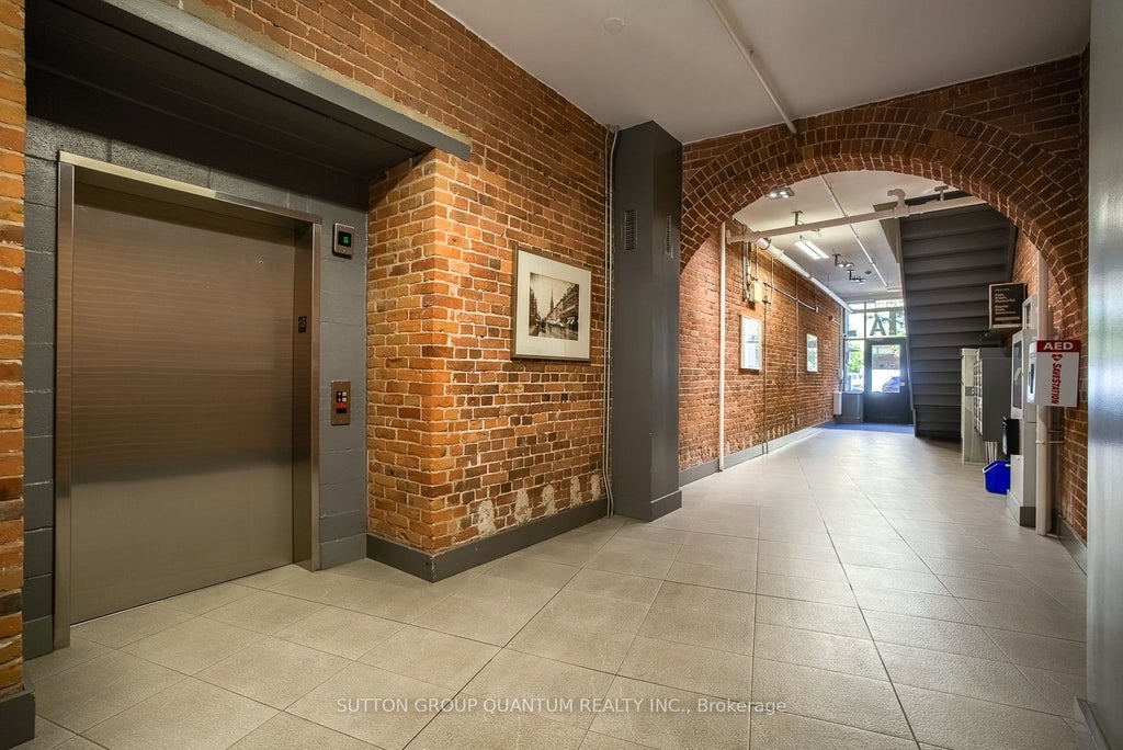 Photo of 81A Front Street E #413, Toronto, ON M5E 1Z7 (MLS # C13838042)