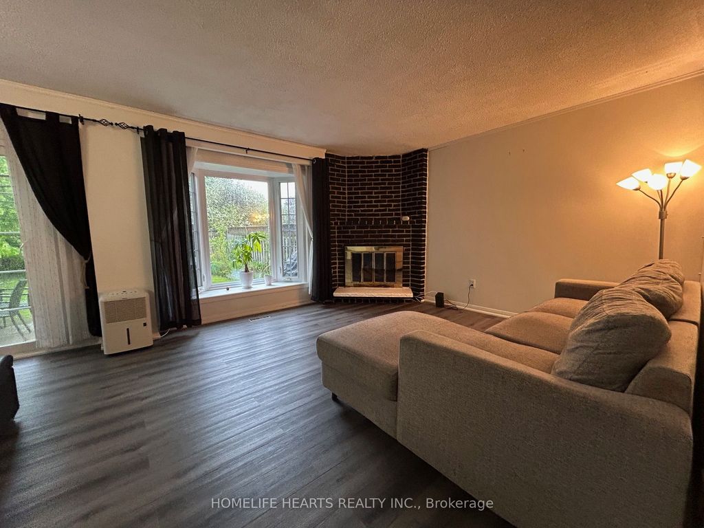 Photo of 242 Braymore Boulevard, Toronto, ON M1B 2G8 (MLS # E12742402)