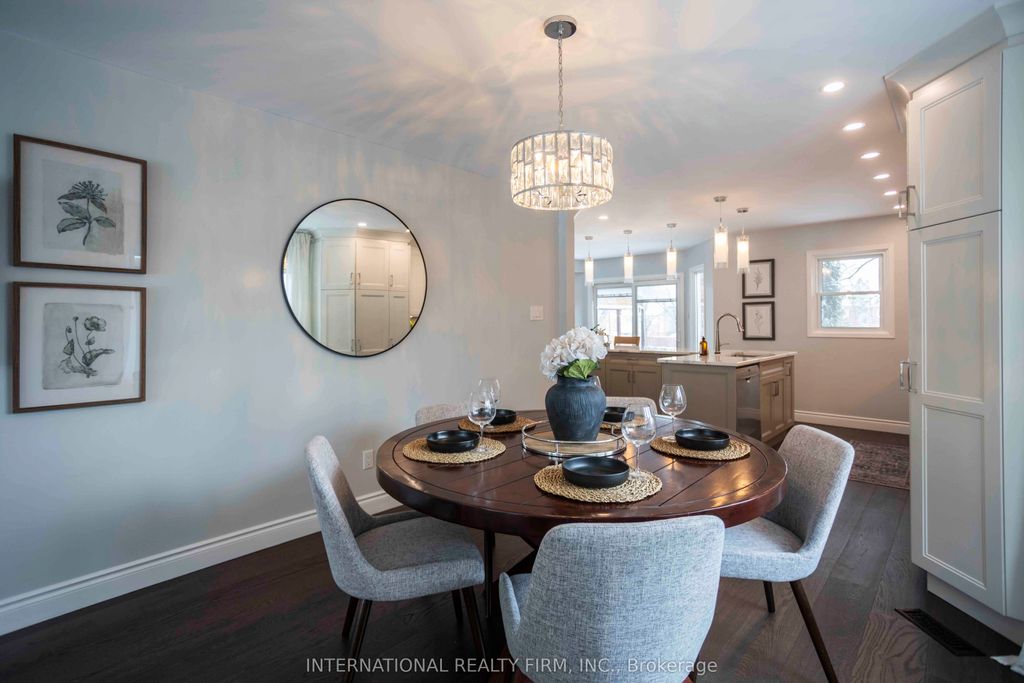 Photo of 15 Carmichael Drive, Whitby, ON L1N 9A4 (MLS # E12768074)