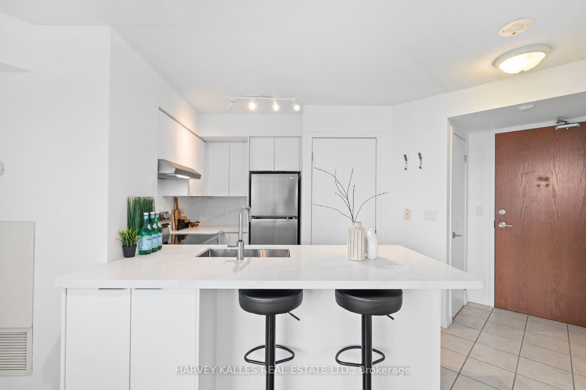 219 Fort York Boulevard 1608