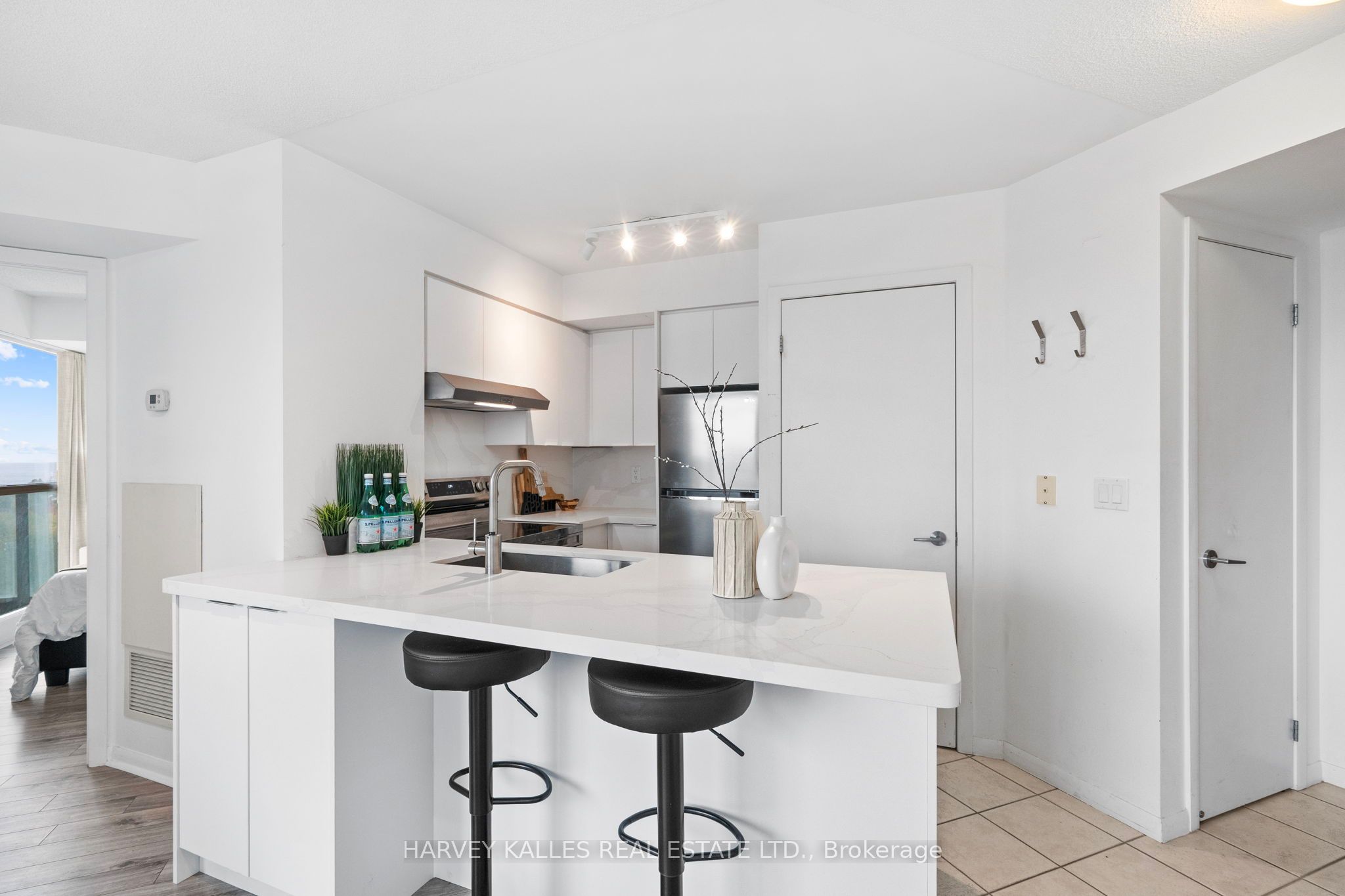 219 Fort York Boulevard 1608