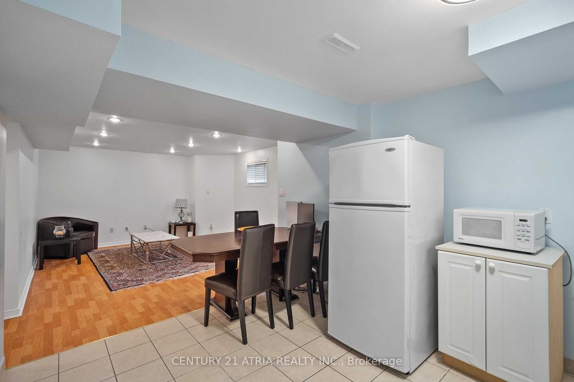 22 Sweet Water Crescent Bsmt