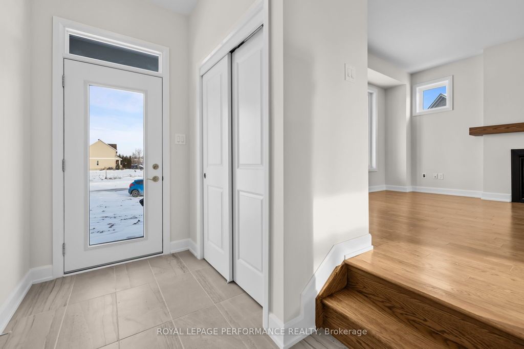 Photo of 10 Academie Street, Russell, ON K0A 1W0 (MLS # X12869074)