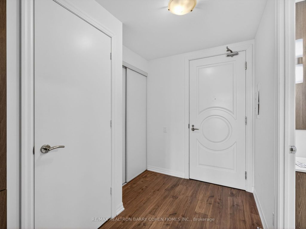 Photo of 88 Blue Jays Way #1115, Toronto, ON M5V 0L7 (MLS # C12991890)