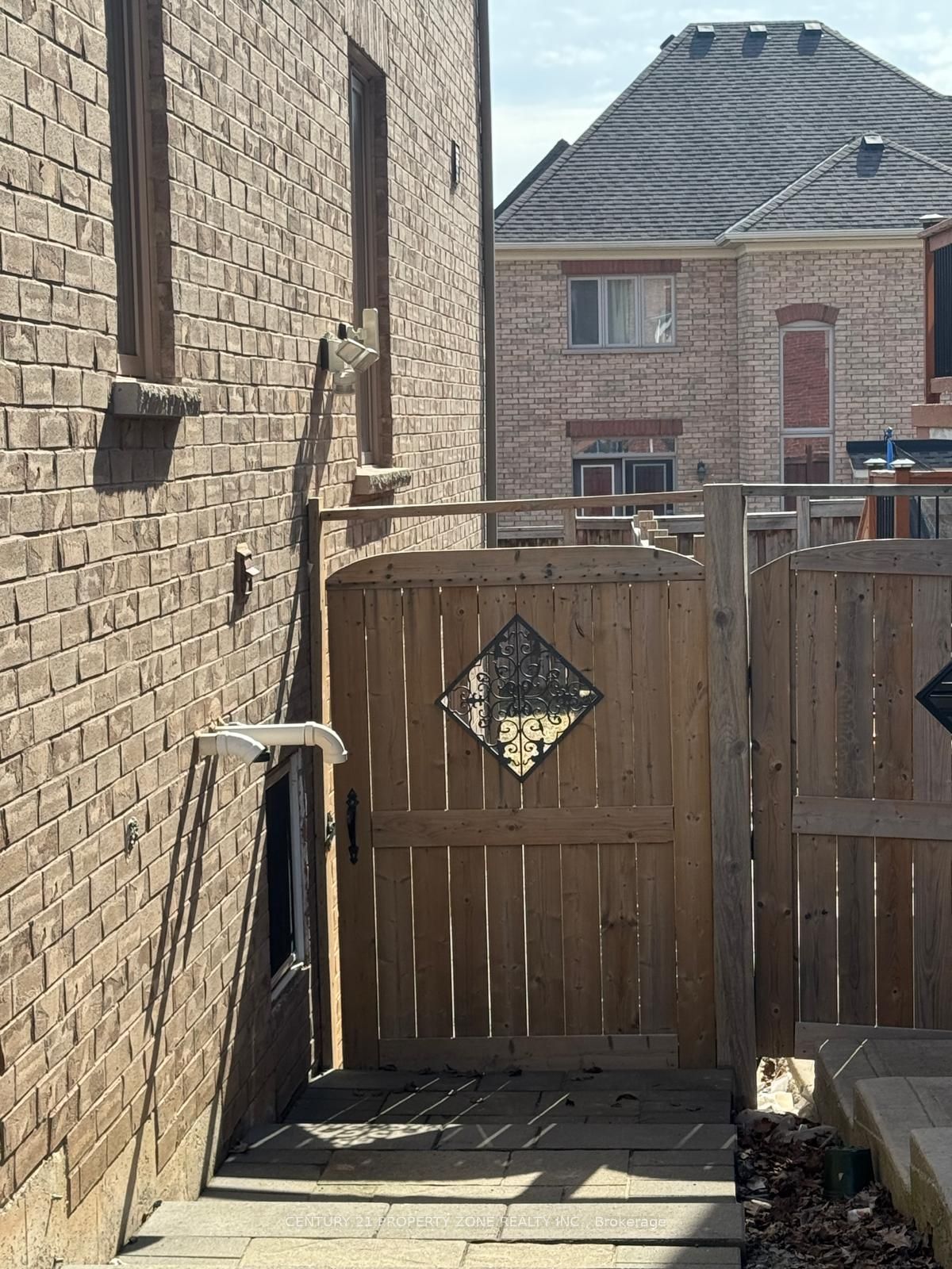 10 Fort Williams Drive Bsmt