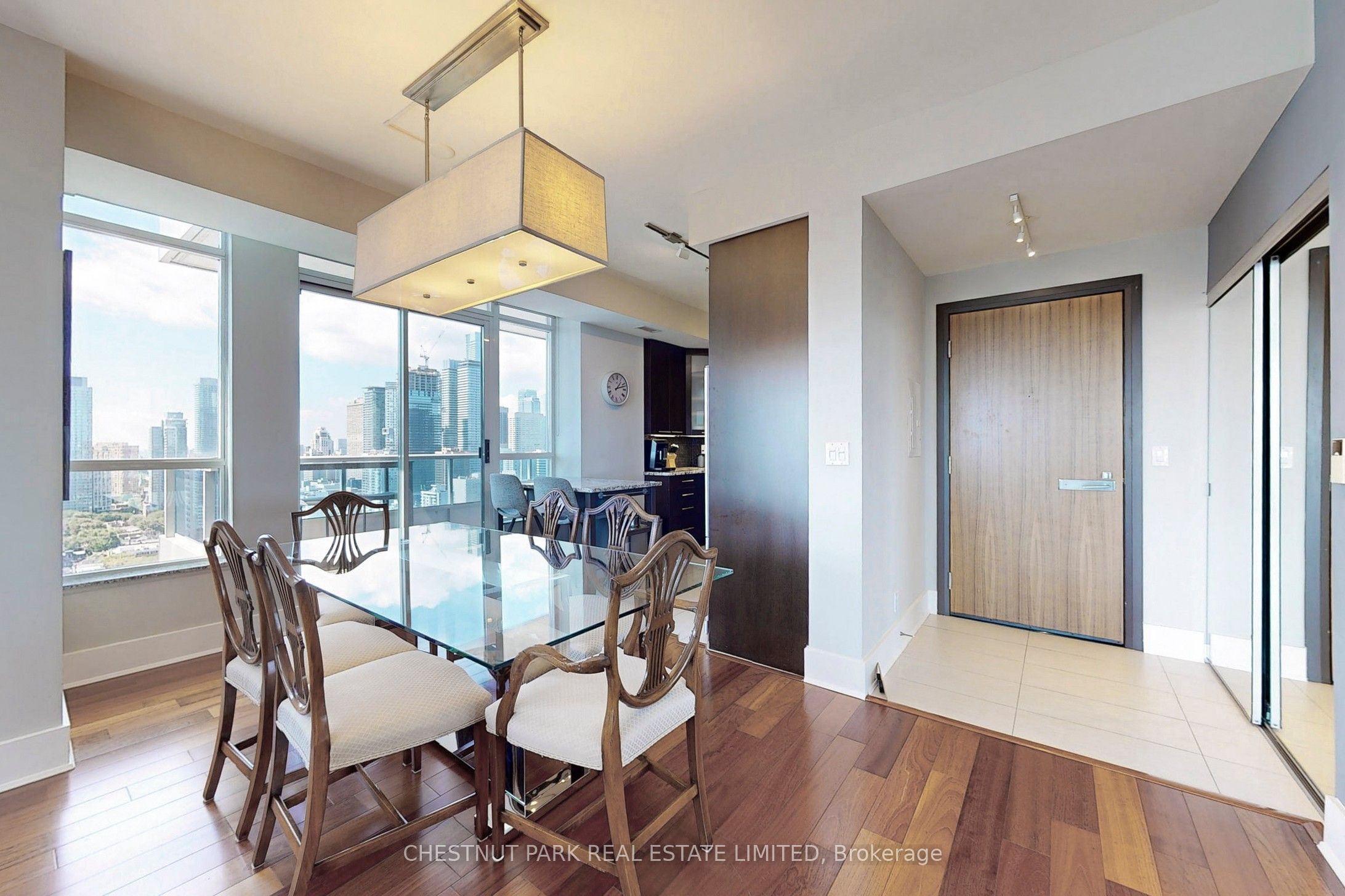 500 Sherbourne Street 2506