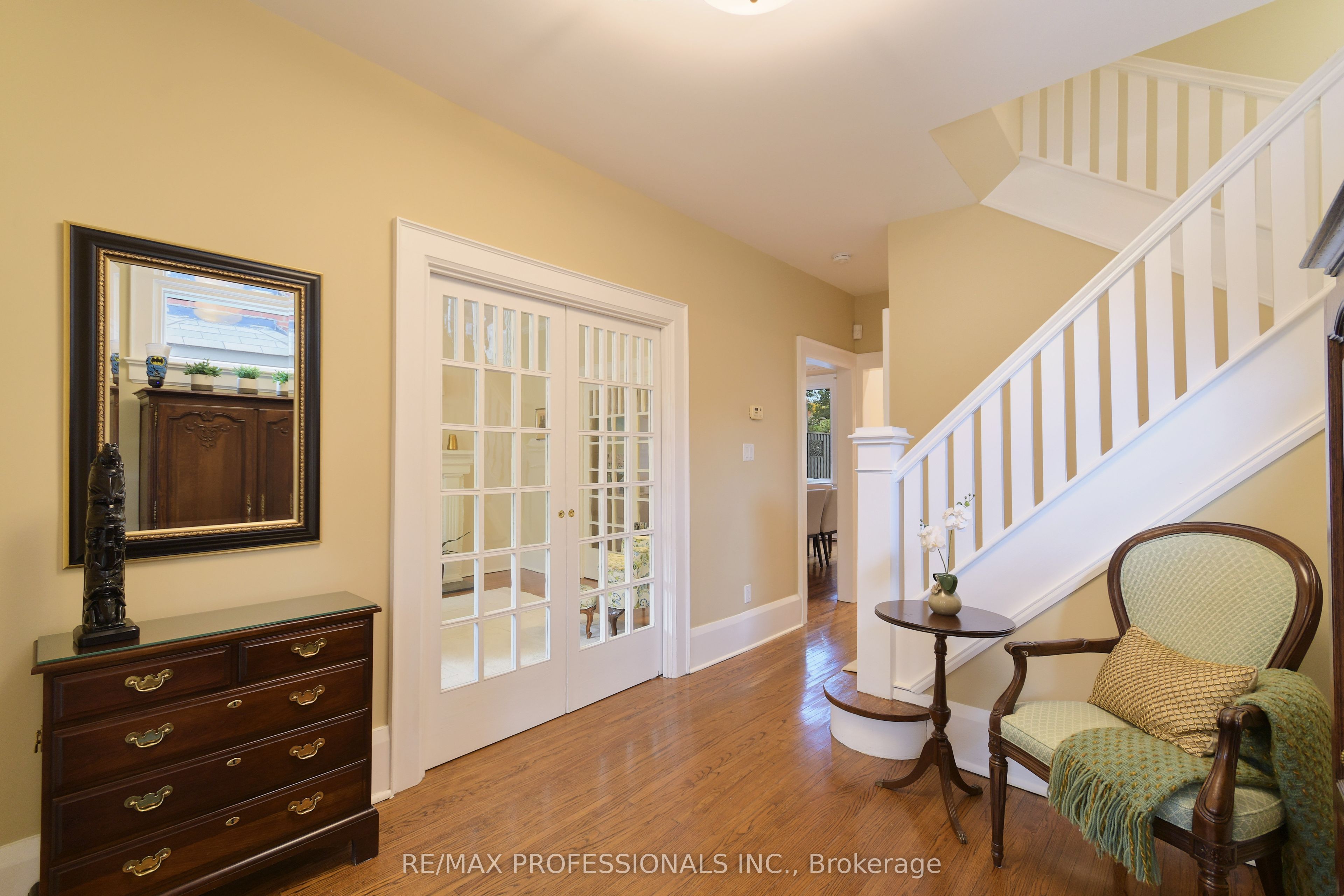 12 Glenwood Avenue
