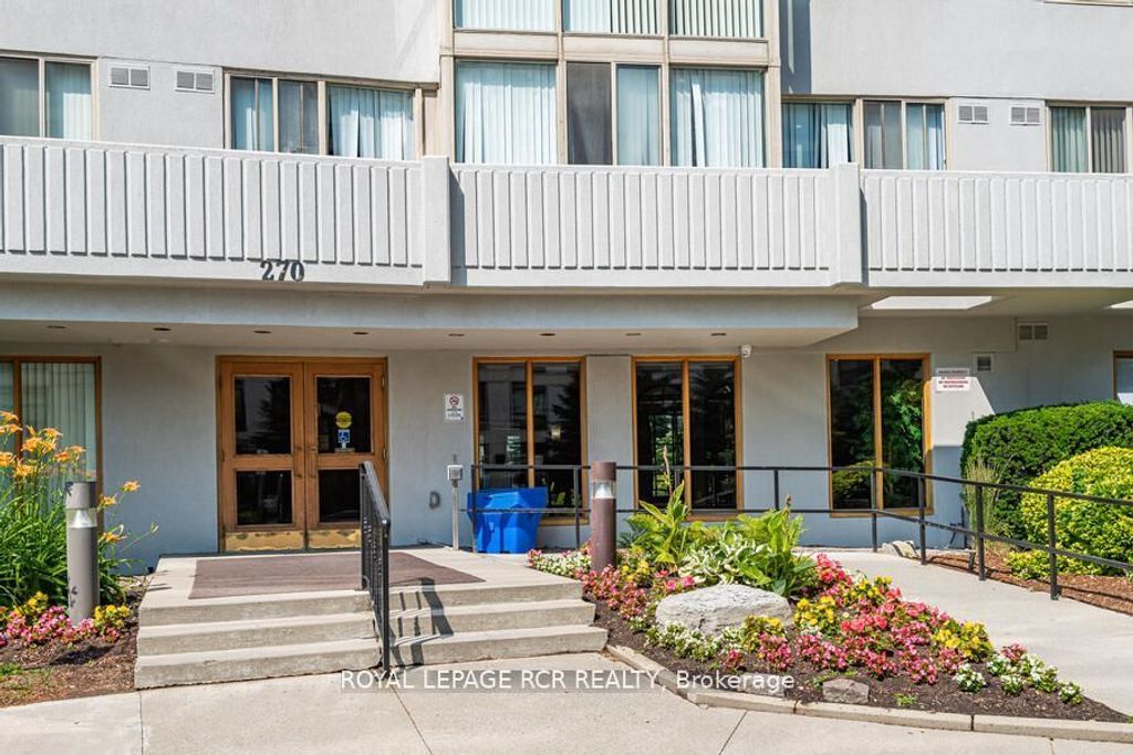 Photo of 270 Davis Drive #901, Newmarket, ON L3Y 8K2 (MLS # N12654036)
