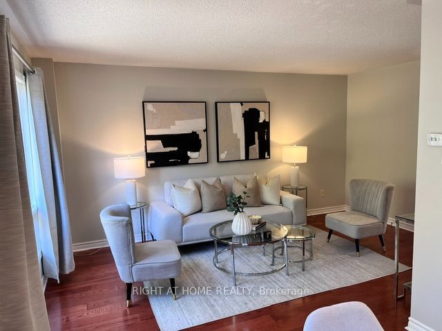 Photo of 2081 Golden Orchard Trail Trail, Oakville, ON L6M 3W8 (MLS # W13874864)