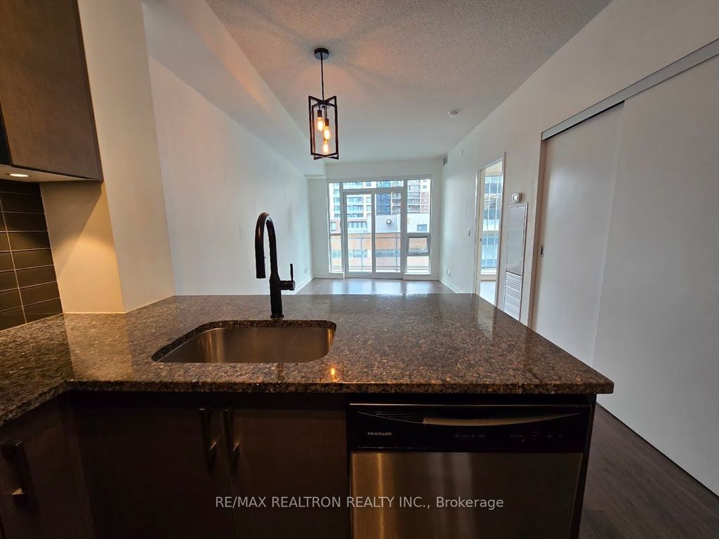 Photo of 89 Dunfield Avenue #803, Toronto, ON M4S 0A4 (MLS # C12351402)