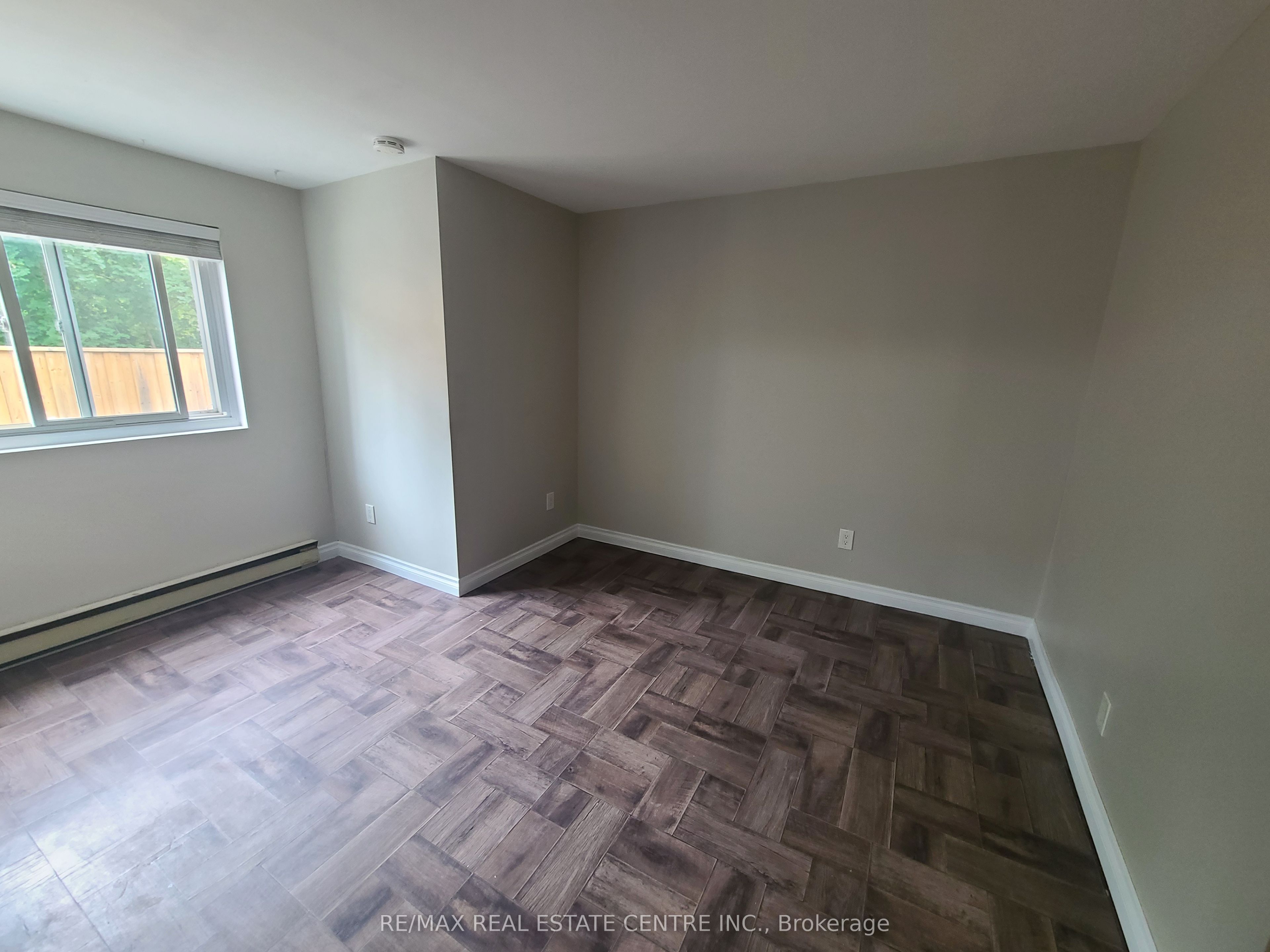 5 Ontario Street 2