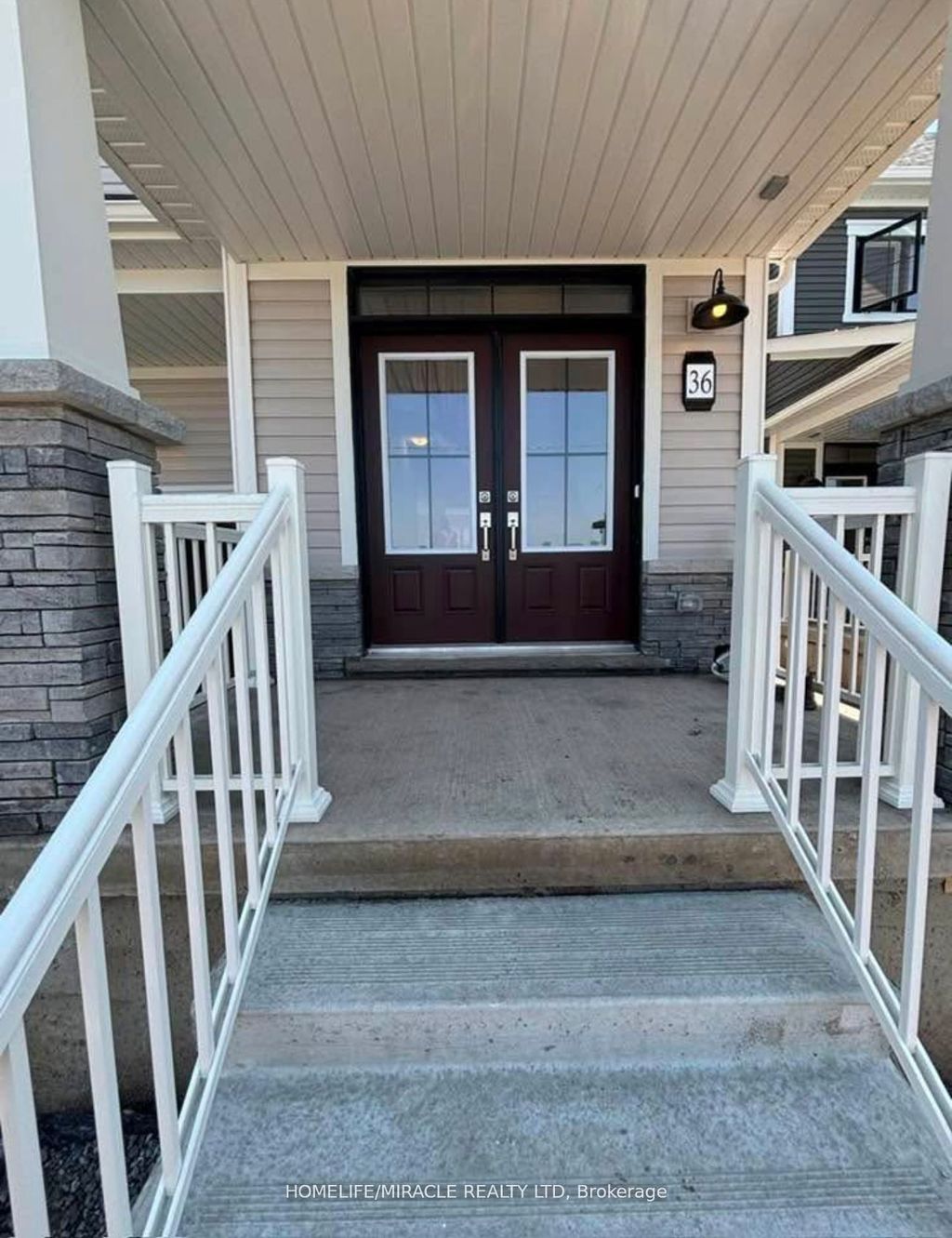 Photo of 36 Port Crescent, Welland, ON L3B 0N2 (MLS # X13077668)