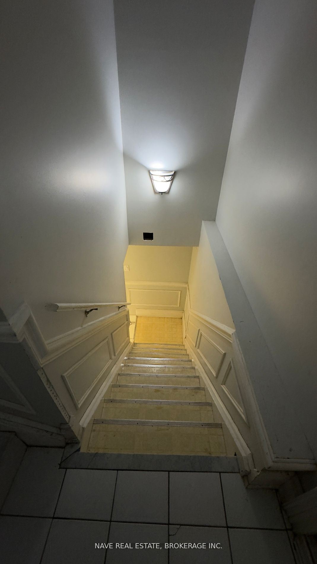 86 Elgin Mills Road W Basement