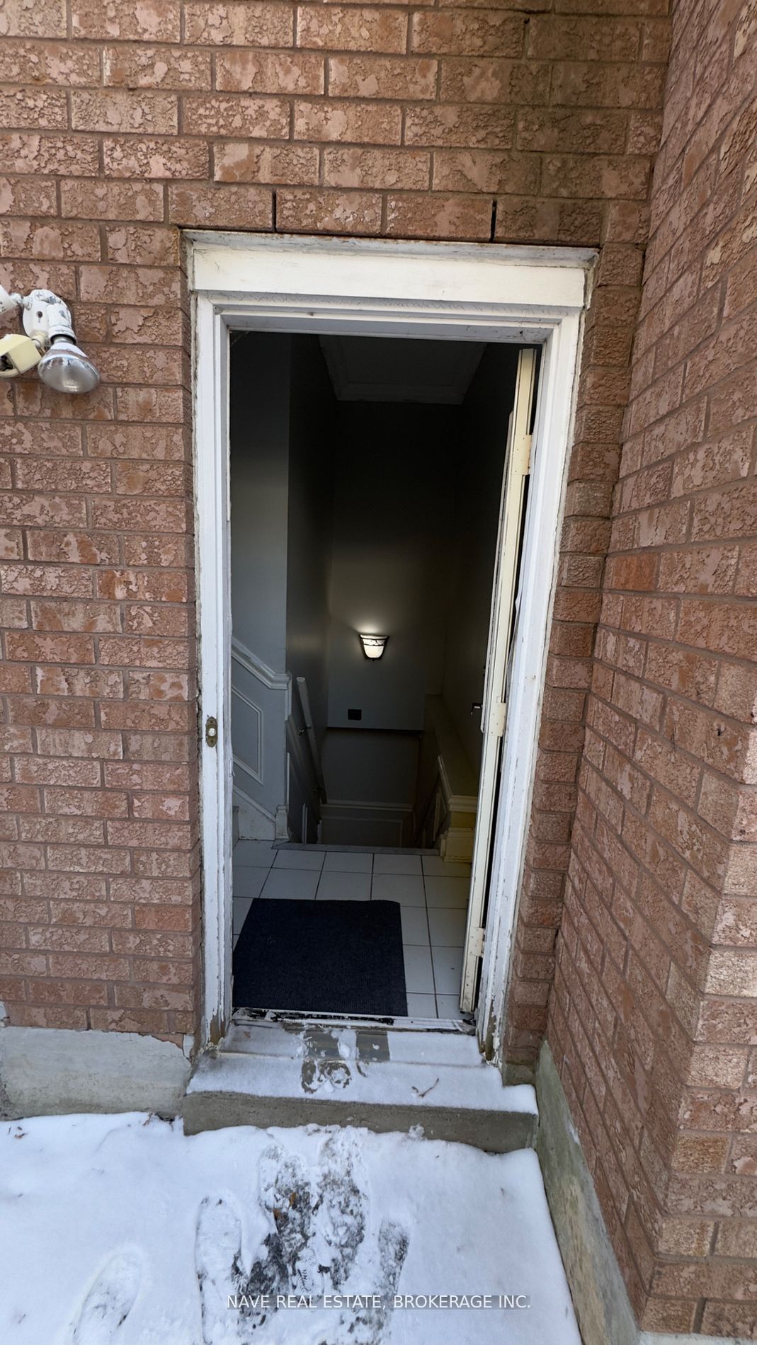 86 Elgin Mills Road W Basement