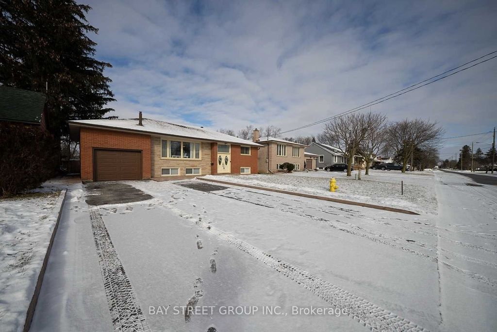 Photo of 31 Tranquility Street, Brantford, ON N3R 3H6 (MLS # X12685338)