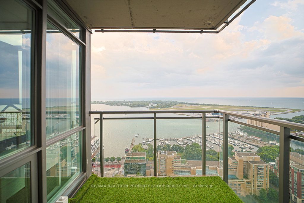 Photo of 11 Brunel Court #4515, Toronto, ON M5V 3Y3 (MLS # C12424656)