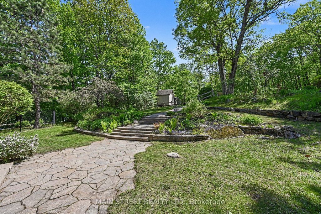 Photo of 100 Rainbow Lane, Tay Valley, ON K0H 2B0 (MLS # X13219248)