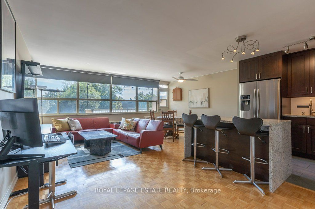 Photo of 160 The Donway N/A W #305, Toronto, ON M3C 2G1 (MLS # C12459612)